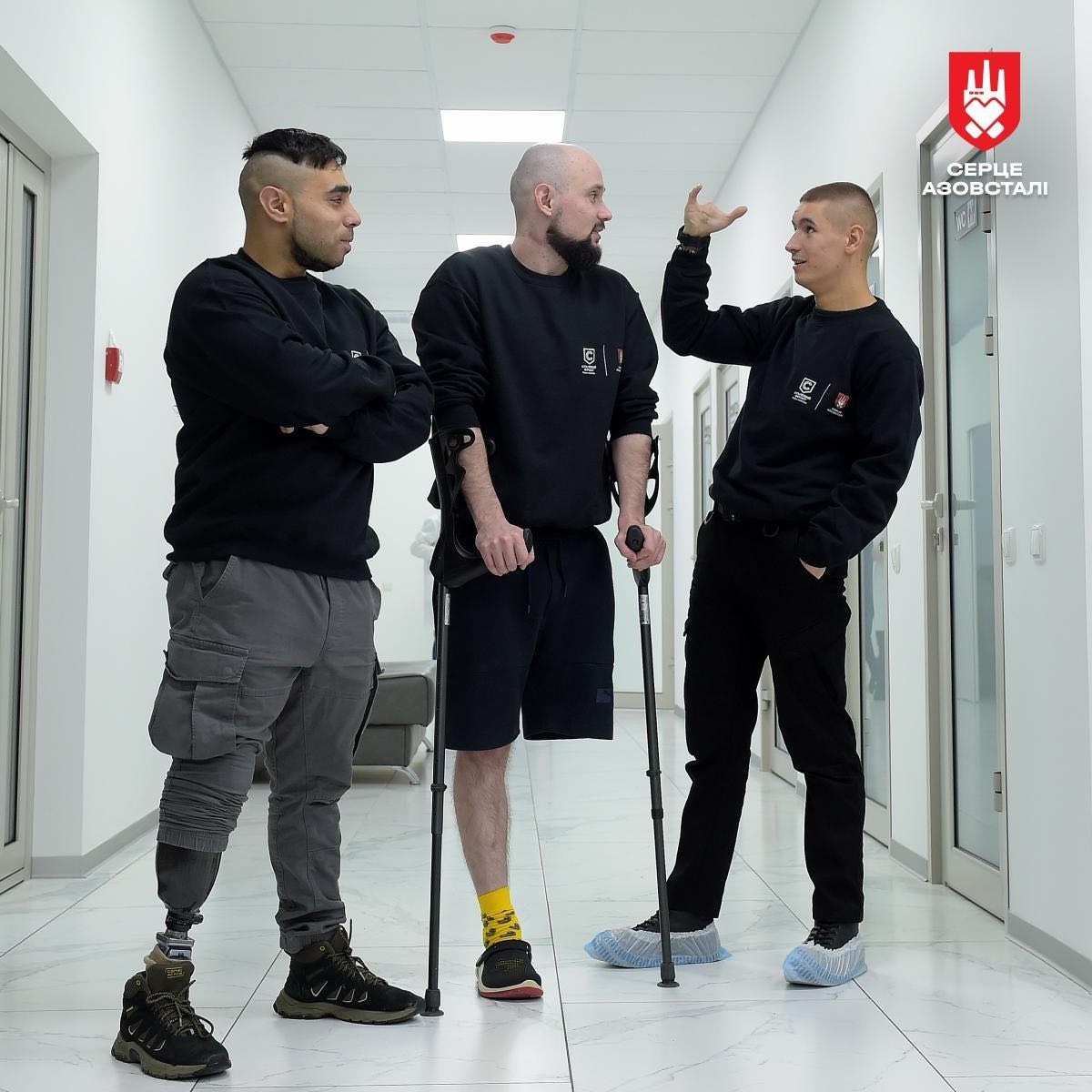 Более 4 тысяч защитников Мариуполя получили поддержку от проекта Ахметова "Сердце Азовстали" в 2023 году